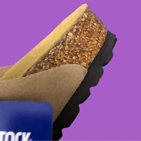 Birkenstock Arizona Cream Sandals with Buckles - Narrow Fit - Picture 5 of 5